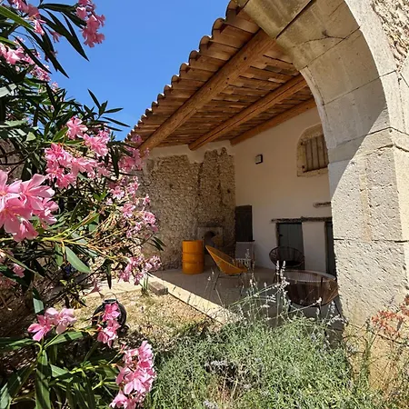 Le Du Hameau * Malataverne